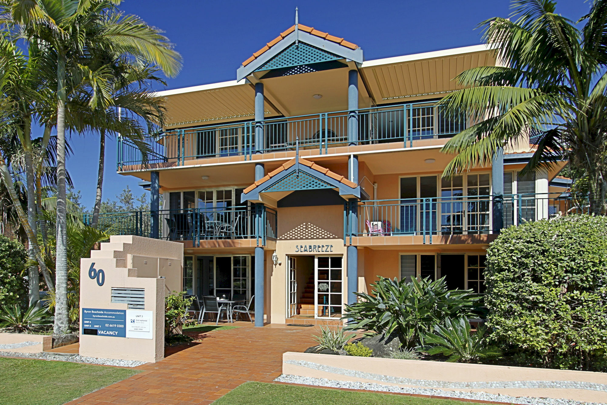 ביירון ביי Sea Breeze On Main Beach מראה חיצוני תמונה